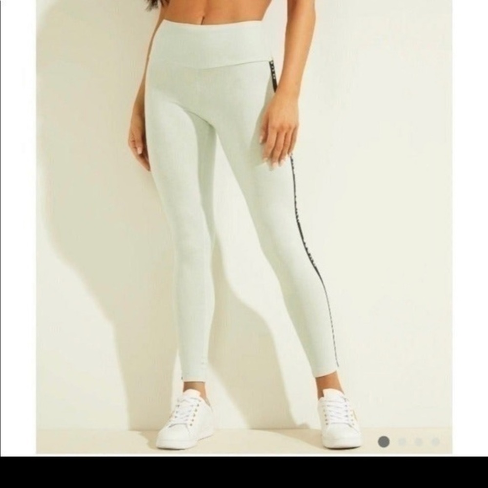 🆕 Guess Logo trim leggings soft mint